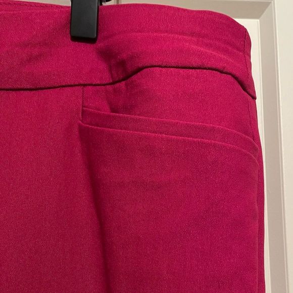 Chico's Ankle Pants Bridgette Slim Orchid Flower Size 14 - Picture 3 of 10